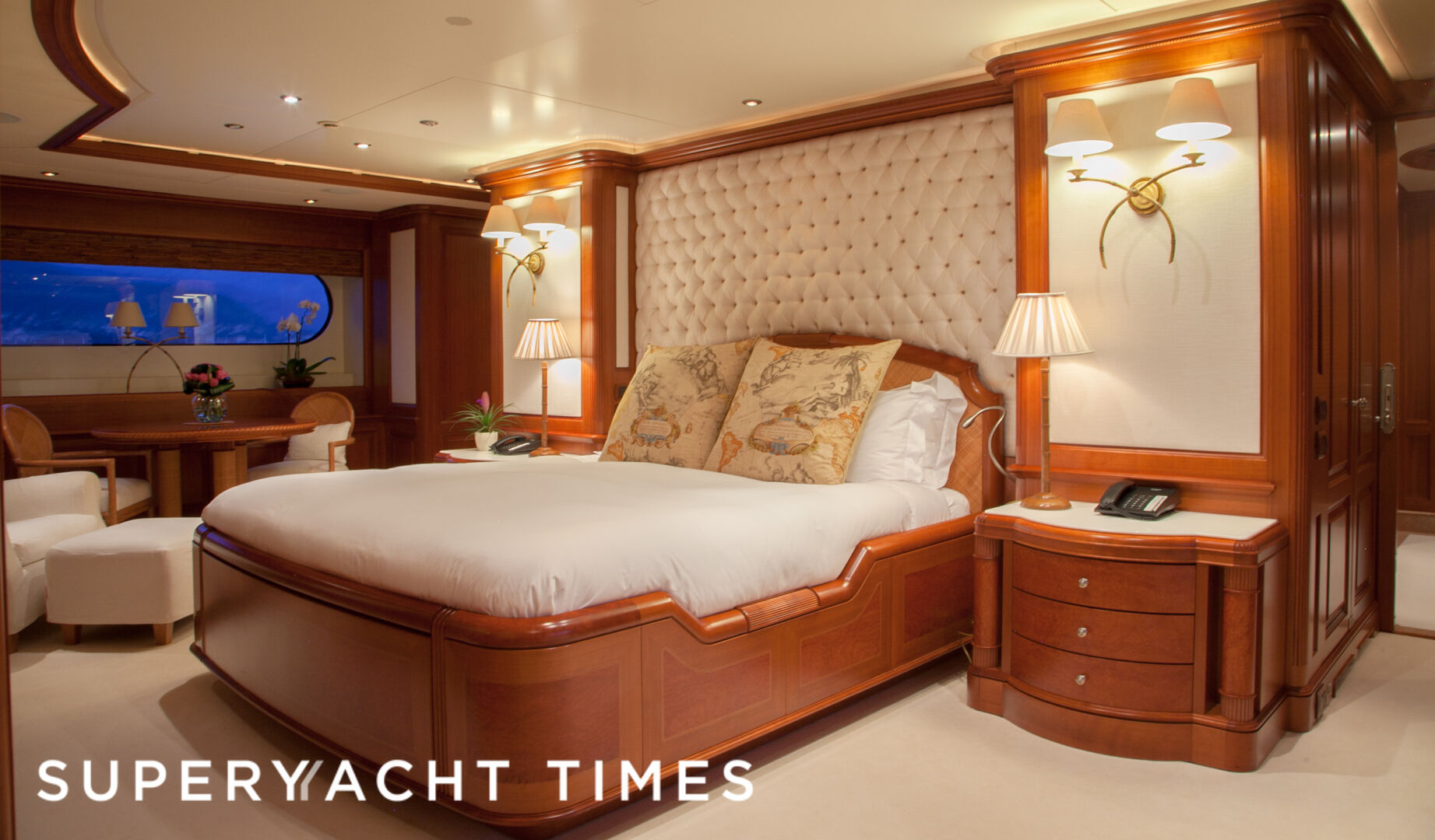 Jo yacht stateroom
