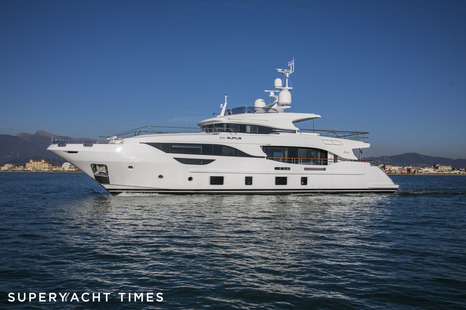Eurus yacht cruising
