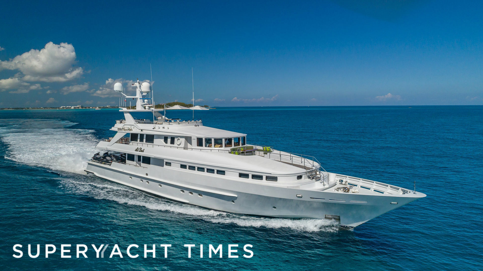 44m-heesen-superyacht-at-last-for-sale