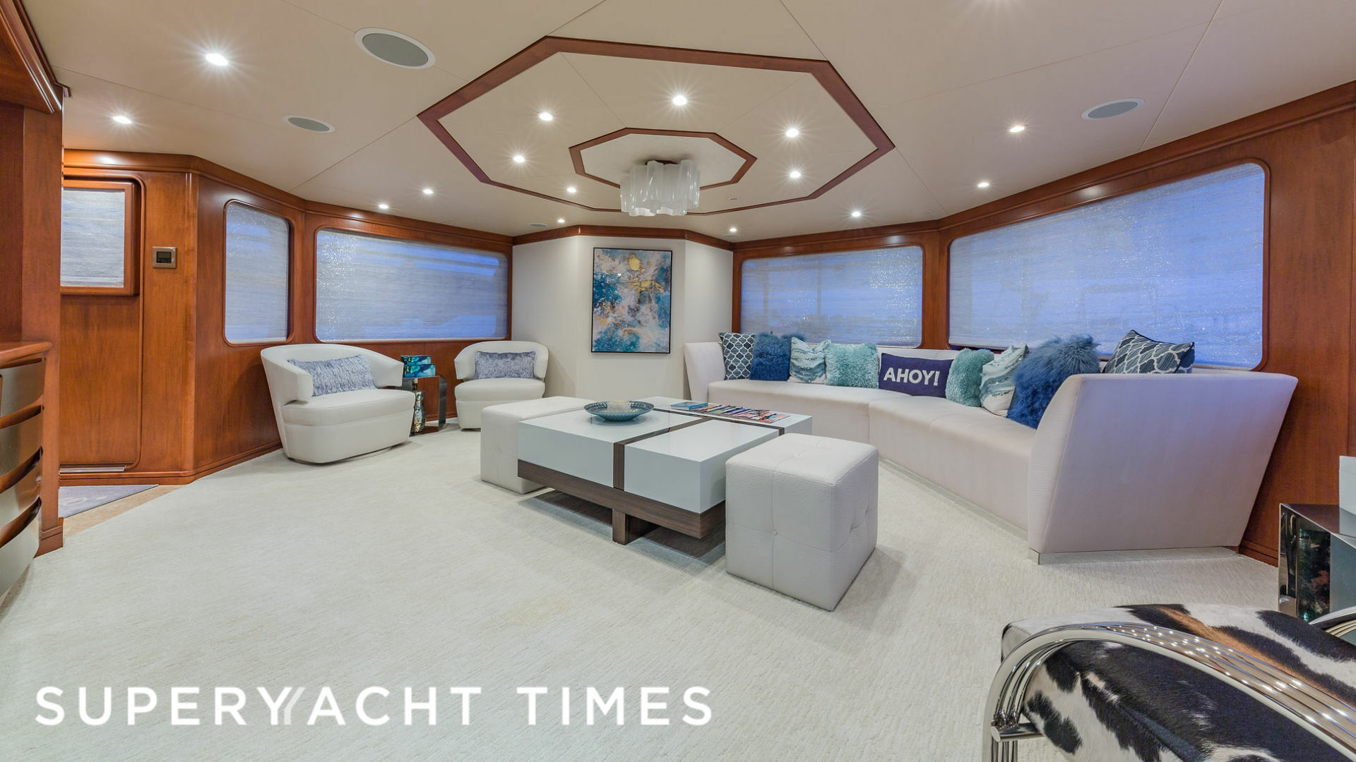 At Last yacht saloon