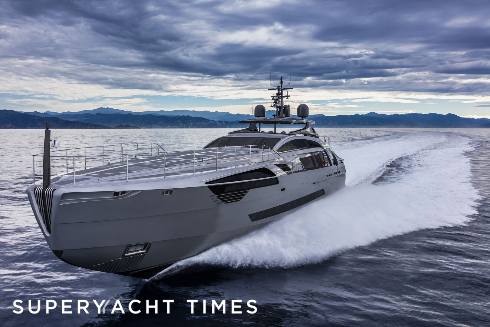 Chorusline yacht cruising