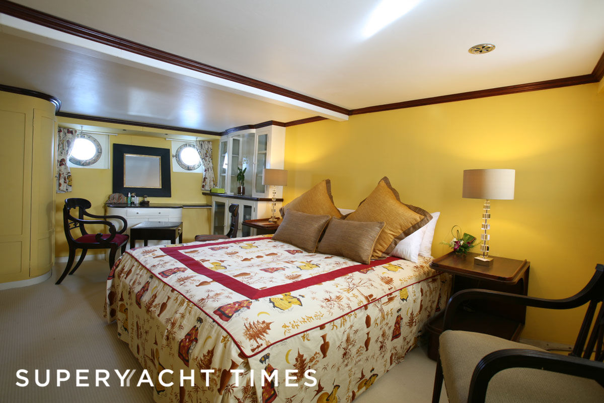 Calisto yacht stateroom