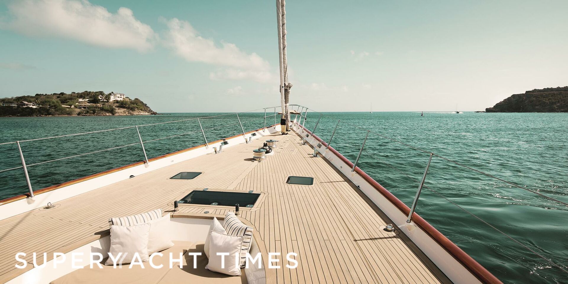 Inmocean yacht foredeck