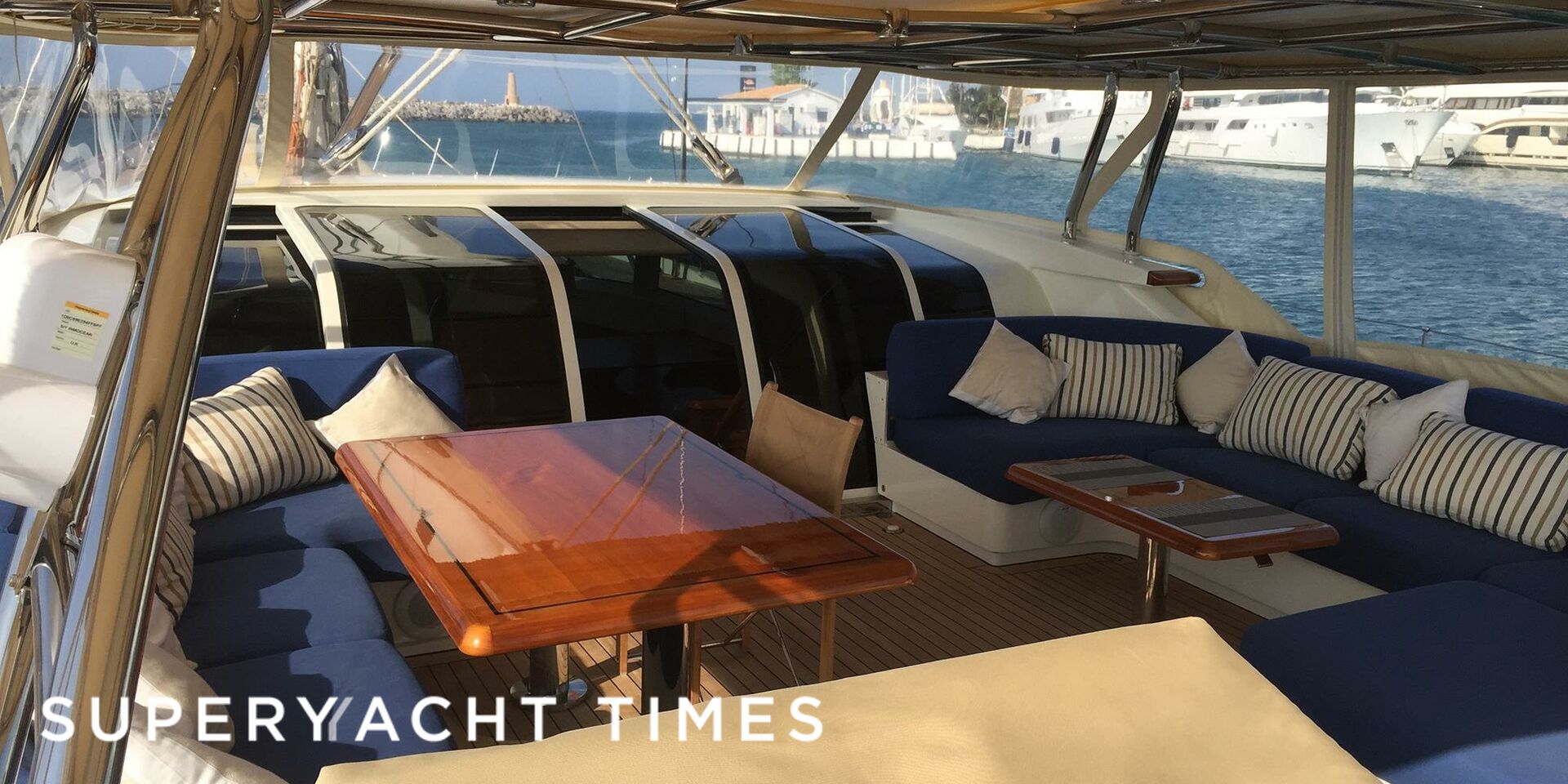 Inmocean yacht aft deck