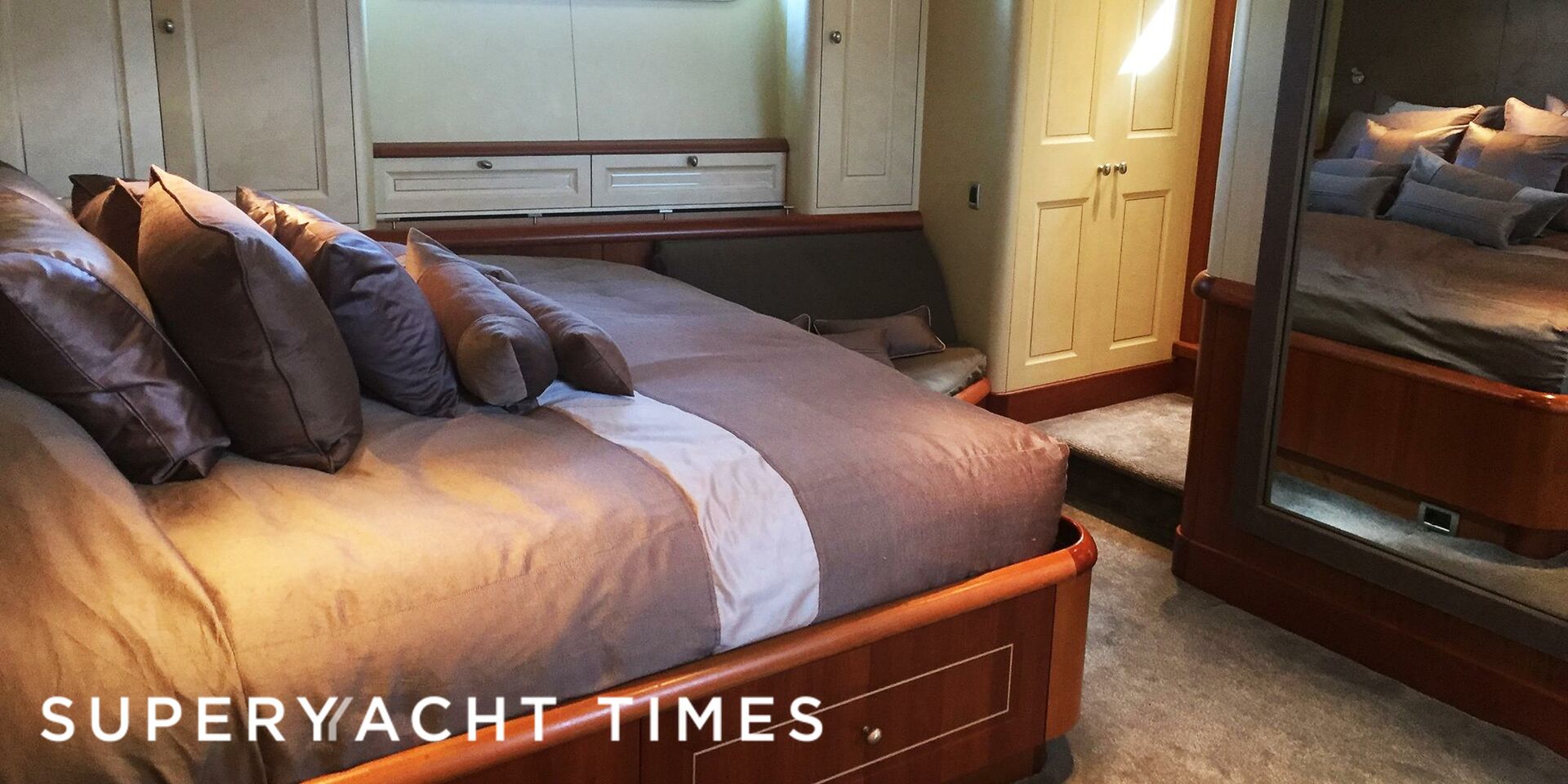 Inmocean yacht stateroom