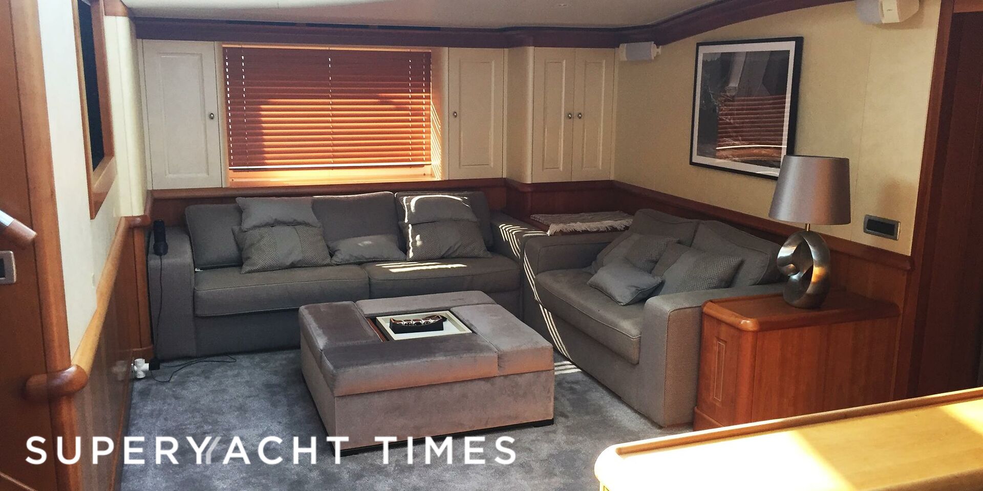 Inmocean yacht saloon