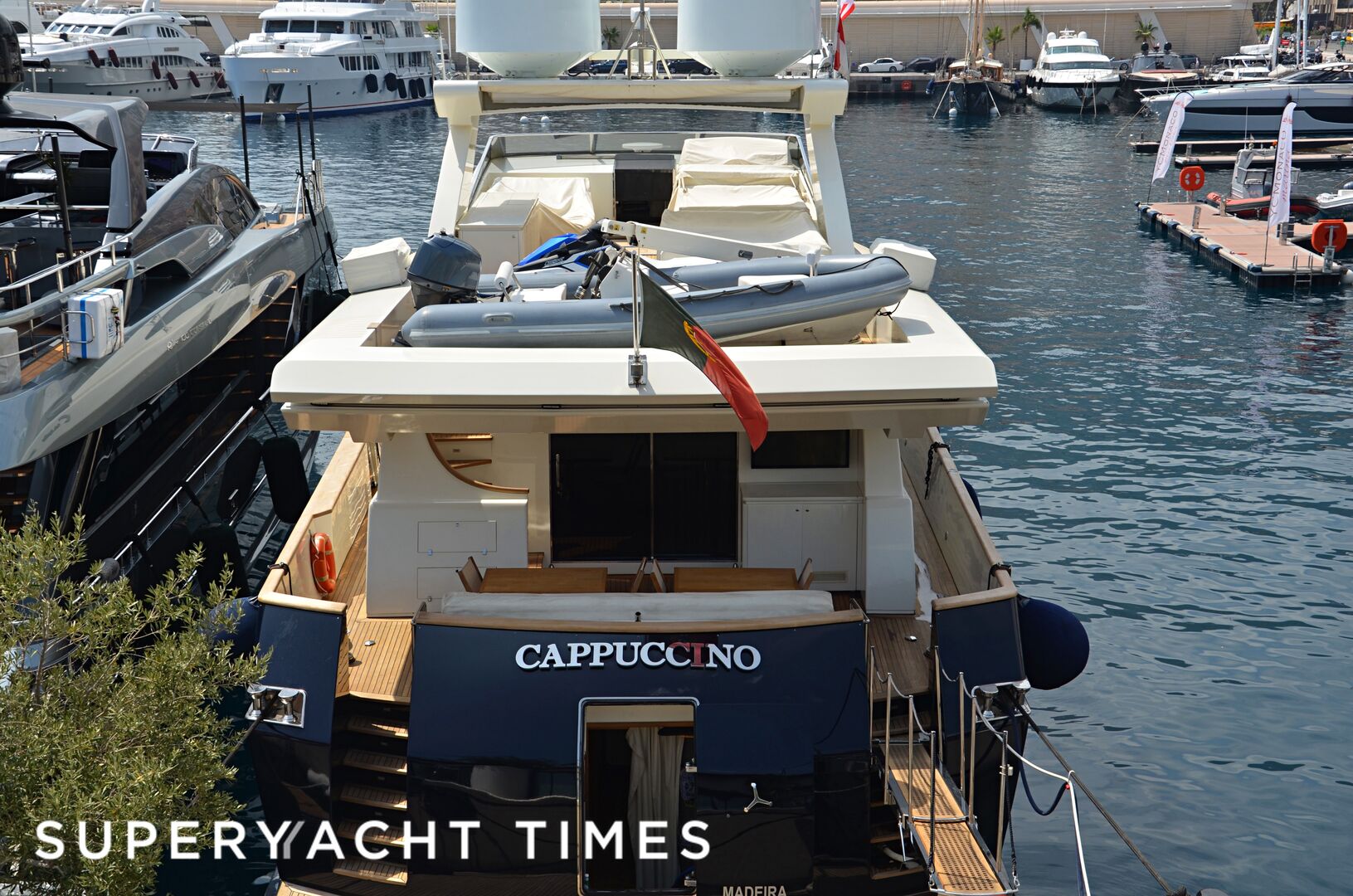 Cappuccino yacht in Monaco 