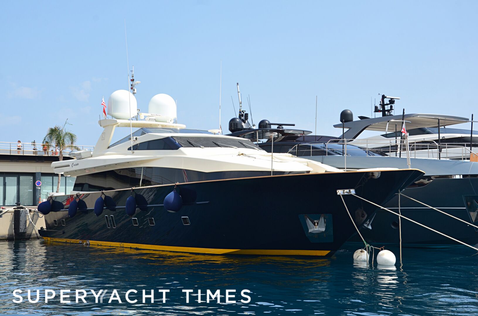 Cappuccino yacht in Monaco 