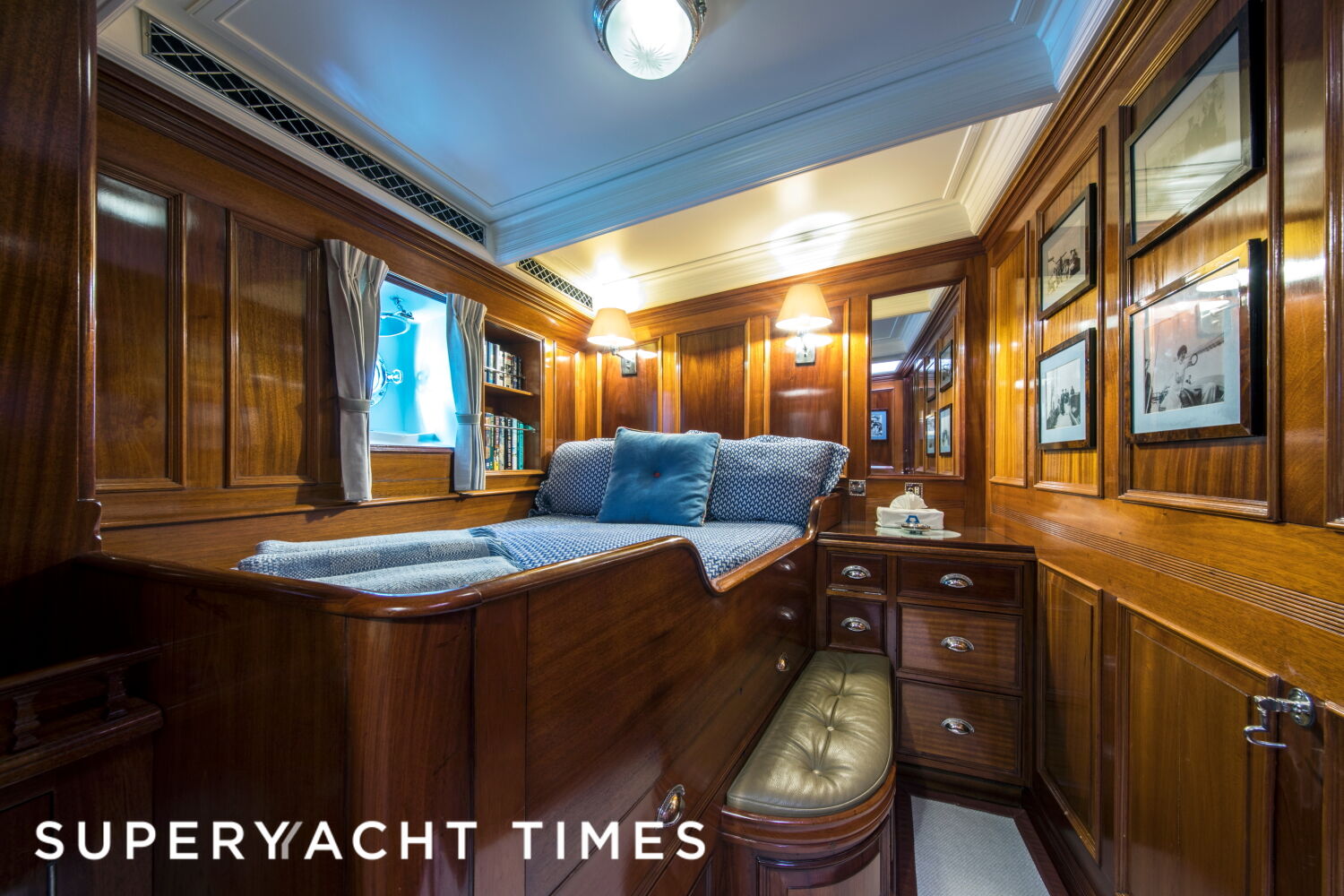 Adela yacht cabin 