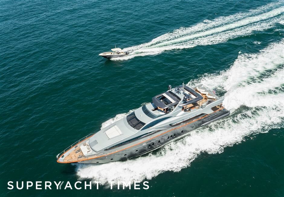 35m Azimut superyacht Tail Lights sold