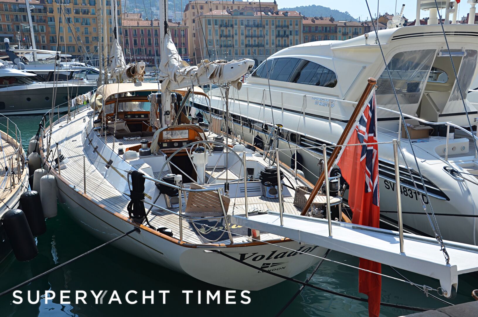 Valador yacht in Nice 