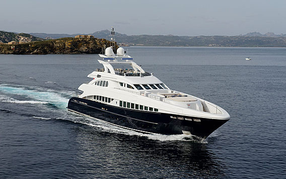 Lady Lara yacht cruising